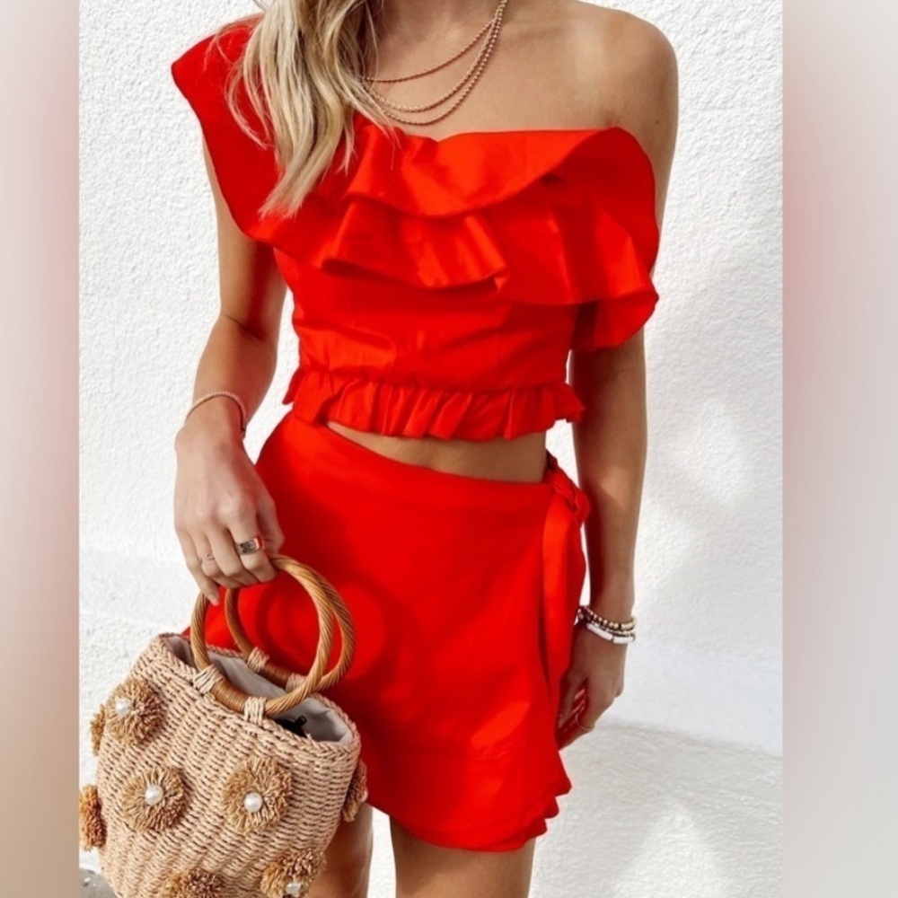 Show Me Your Mumu Liza Ruffle Skort and Top Set in Cherry Poplin Sz M